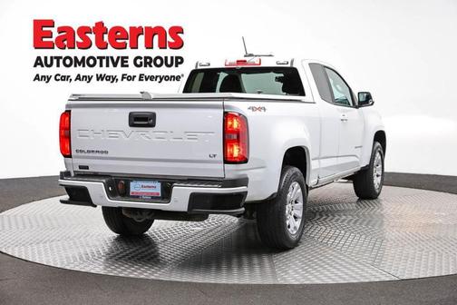 Summit White 2022 Chevrolet Colorado LT