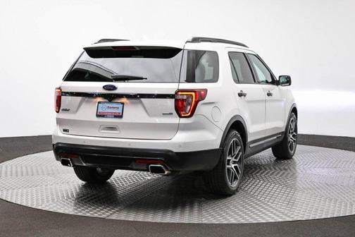 White Platinum Metallic Tri-Coat 2017 Ford Explorer sport