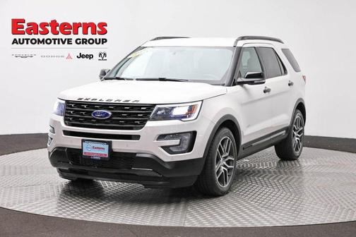 White Platinum Metallic Tri-Coat 2017 Ford Explorer sport