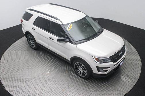White Platinum Metallic Tri-Coat 2017 Ford Explorer sport