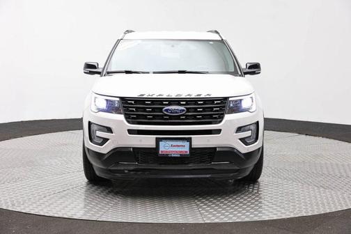 White Platinum Metallic Tri-Coat 2017 Ford Explorer sport