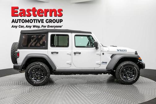 Bright White Clearcoat 2023 Jeep Wrangler 4xe Willys