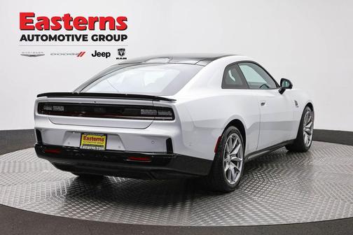 Bright White Clearcoat 2024 Dodge Charger Daytona R/T Scat Pack