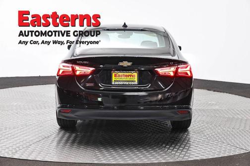 Mosaic Black Metallic 2024 Chevrolet Malibu FWD 2LT
