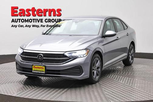 Platinum Gray Metallic 2024 Volkswagen Jetta 1.5T SE