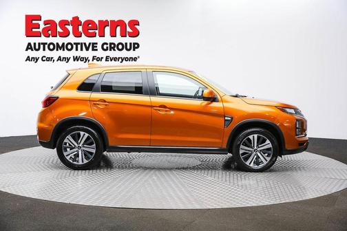 Sunshine Orange Metallic 2024 Mitsubishi Outlander Sport 2.0 ES