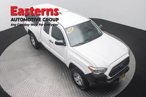 Ice 2023 Toyota Tacoma SR