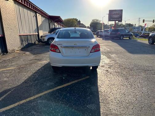 2017 Mitsubishi Mirage G4 SE