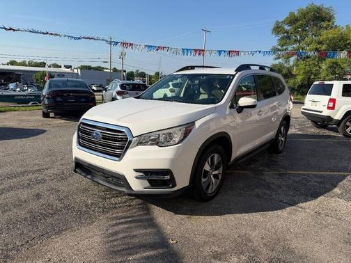 Crystal White Pearl 2019 Subaru Ascent Premium 7-Passenger