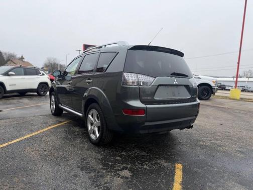 2009 Mitsubishi Outlander XLS
