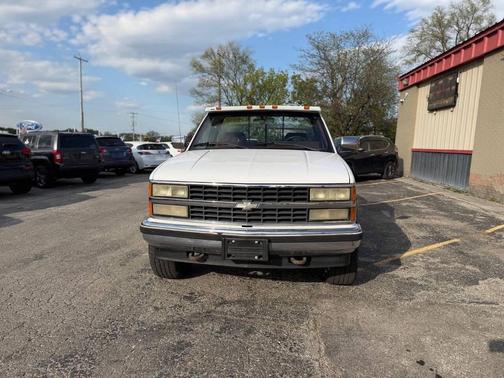 Sand Beige Metallic 1992 Chevrolet 1500 K1500 Silverado 2dr 4WD Standard Cab LB