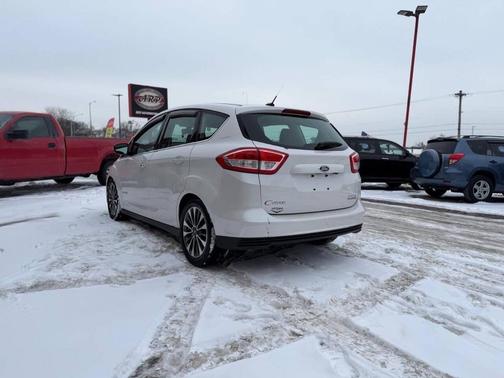 2017 Ford C-Max Hybrid Titanium