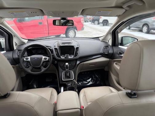 2017 Ford C-Max Hybrid Titanium