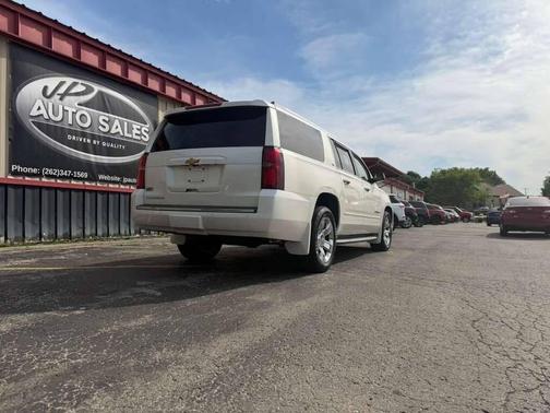 White Diamond Tricoat 2015 Chevrolet Suburban 1500 LTZ