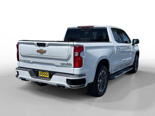 Black 2025 Chevrolet Silverado 1500 High Country