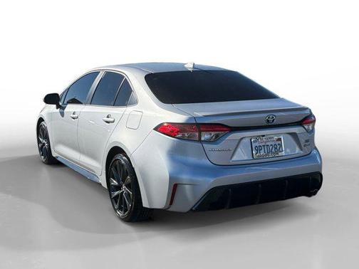 2025 Toyota Corolla Hybrid SE