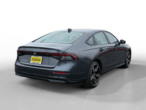 Meteorite Gray Metallic 2026 Honda Accord SE