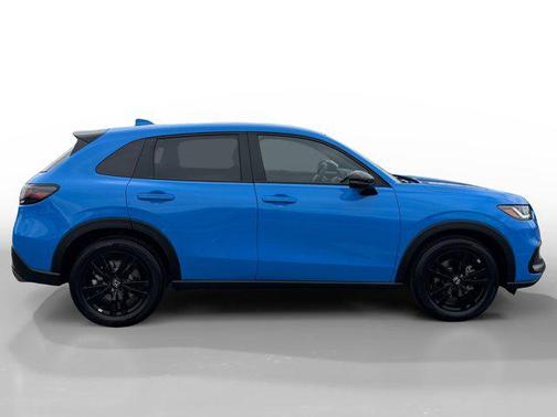 Boost Blue Pearl 2027 Honda HR-V Sport