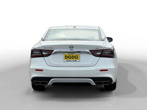 2023 Nissan Maxima SV Xtronic CVT