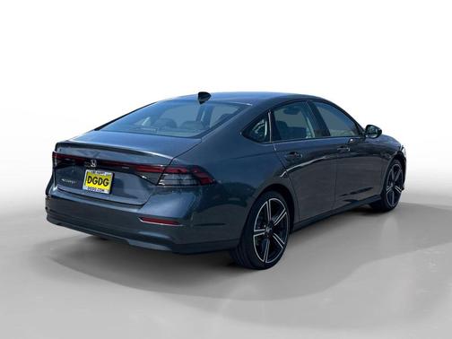 Meteorite Gray Metallic 2026 Honda Accord SE