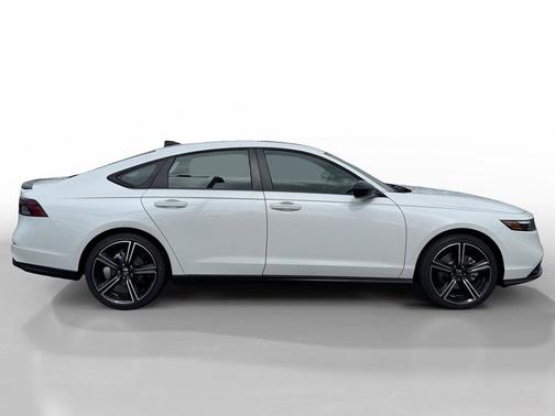 Platinum White Pearl 2026 Honda Accord Hybrid Sport