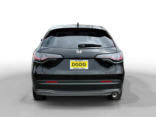 Crystal Black Pearl 2027 Honda HR-V Sport