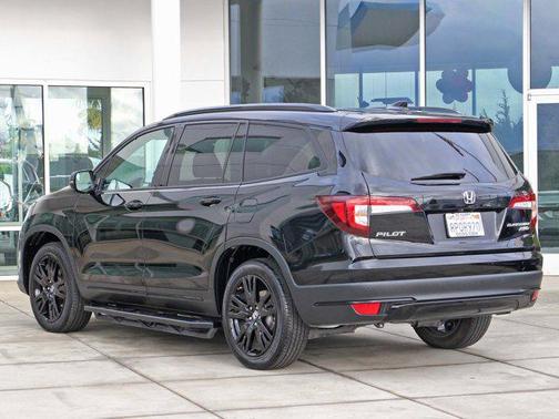 2020 Honda Pilot AWD Black Edition