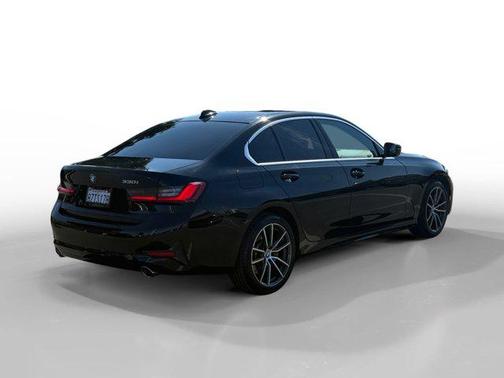 2022 BMW 330 330i