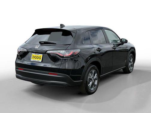 Crystal Black Pearl 2027 Honda HR-V LX