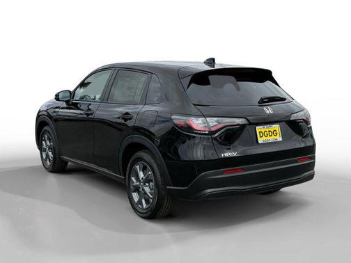 Crystal Black Pearl 2027 Honda HR-V LX