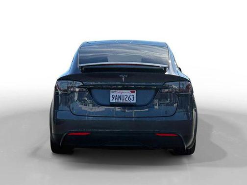 2022 Tesla Model X Dual Motor All-Wheel Drive