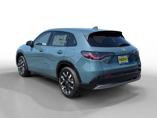 Nordic Forest Pearl 2027 Honda HR-V EX-L
