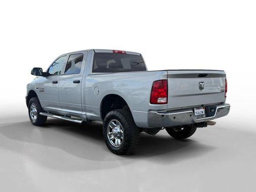 2018 RAM 2500 Tradesman Crew Cab 4x4 6'4' Box