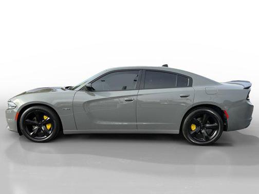 2017 Dodge Charger R/T