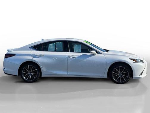 2022 Lexus ES 350 Base