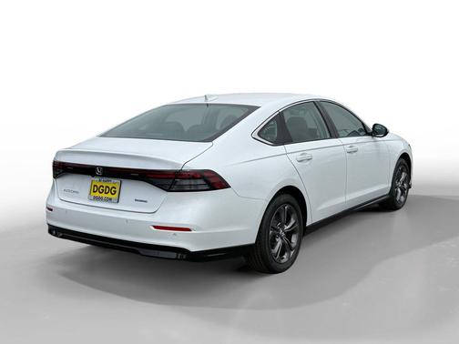 Platinum White Pearl 2026 Honda Accord Hybrid EX-L