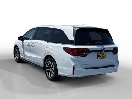 Platinum White Pearl 2026 Honda Odyssey EX-L