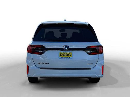Platinum White Pearl 2026 Honda Odyssey Sport-L