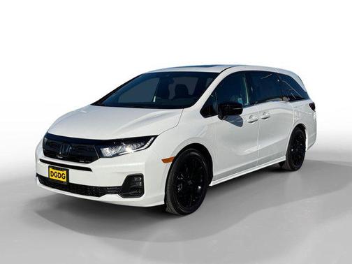 Platinum White Pearl 2026 Honda Odyssey Sport-L