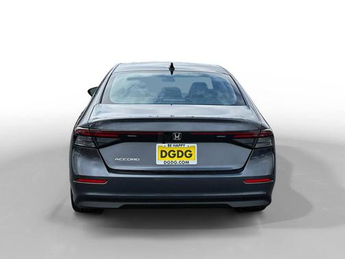 Meteorite Gray Metallic 2026 Honda Accord SE