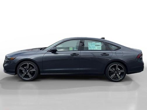 Meteorite Gray Metallic 2026 Honda Accord SE