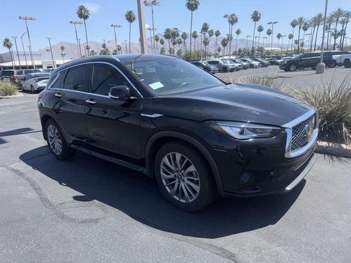 Black Obsidian 2024 INFINITI QX50 Luxe