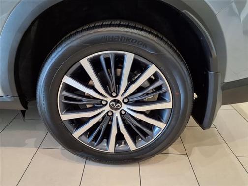 2025 INFINITI QX60 SENSORY