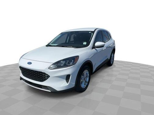 Oxford White 2021 Ford Escape SE