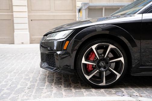 Mythos Black Metallic 2021 Audi TT RS 2.5T