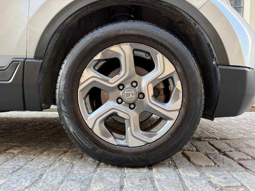 Lunar Silver Metallic 2017 Honda CR-V EX