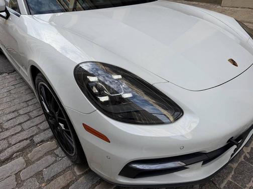 White 2018 Porsche Panamera 4