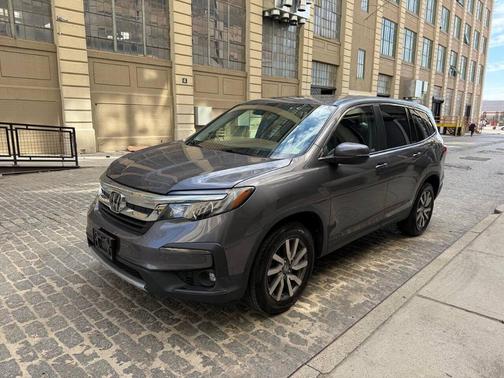 Modern Steel Metallic 2021 Honda Pilot EX-L