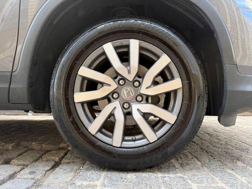 Modern Steel Metallic 2021 Honda Pilot EX-L