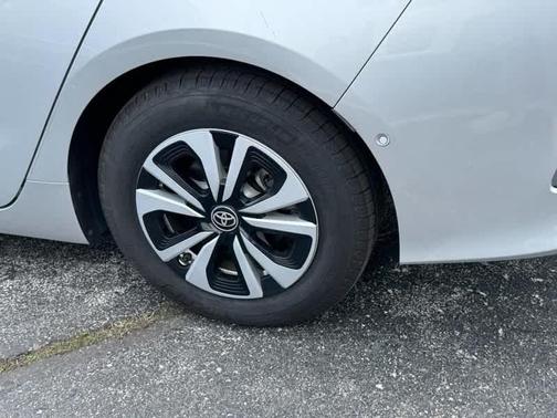 2017 Toyota Prius Prime Advanced
